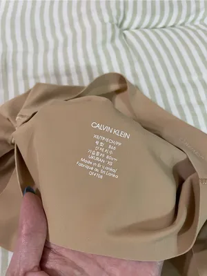 Calvin Klein Invisibles Lightly Lined V Neck Bralette Size XS Bare Nude Padded thumbnail 5