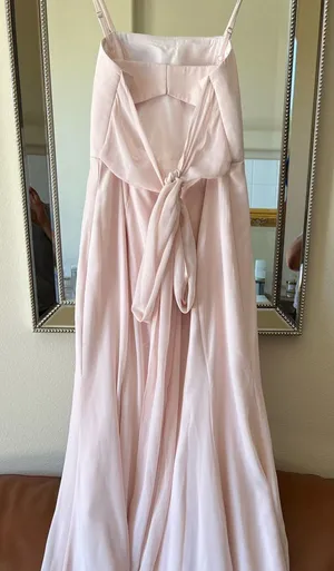 Gorgeous Azazie gown, soft pink, very elegant thumbnail 1