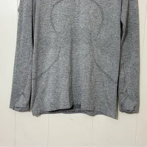 Lululemon Swiftly Tech Long Sleeve 2.0 Gray Size 12 Thumbholes Athletic Top thumbnail 4