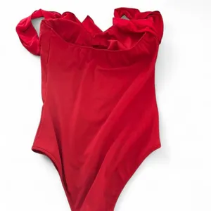Bold and flattering‎ OGGI strapless bodysuit in a vibrant cherry red color thumbnail 6