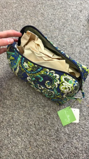 Vera Bradley Bag Makeup thumbnail 3