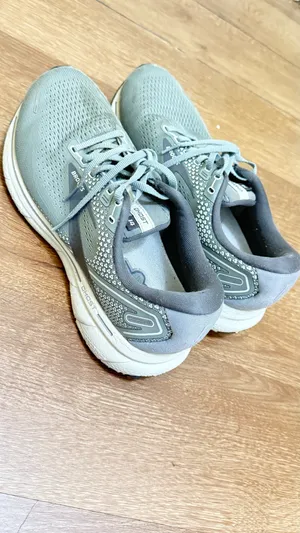 Brooks Ghost 14 Mens Running Walking Shoes Gray Athletics Sneakers Size 10 thumbnail 4