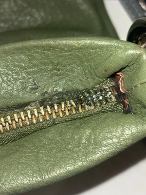 B Makowsky Olive Green Leather Crossbody Silver Hardware With B Hang Tag thumbnail 14