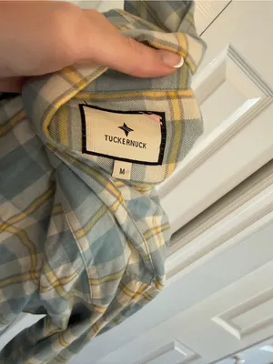 Tuckernuck Cropped Flannel Long Sleeve Shirt Buttons Blue/Yellow Sz Medium thumbnail 3