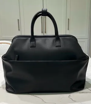BEIS The Essential Weekender  
in Black thumbnail 1
