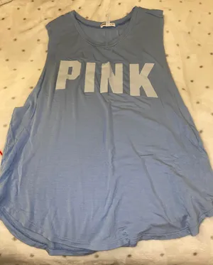Victoria's Secret Pink T-shirt thumbnail 1