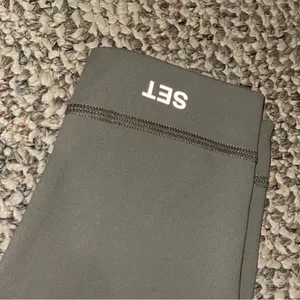 SET ACTIVE Leggings thumbnail 2