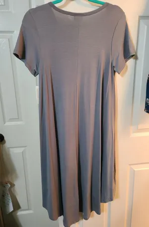 LuLaRoe Carly thumbnail 2