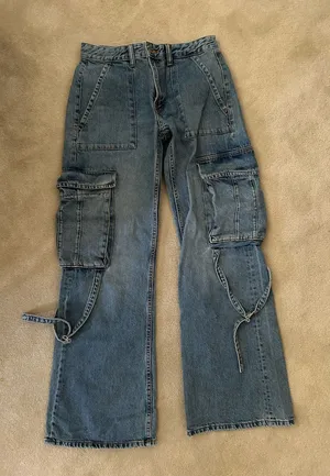 ZARA Jeans  thumbnail 1