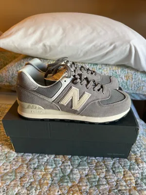 New Balance Shoes thumbnail 3