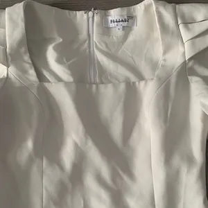 Elliatt size large alondra puff sleeve mini dress white bridal revolve thumbnail 5