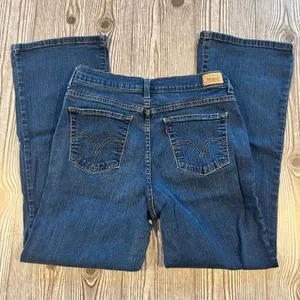 Levi’s 512 Boot Cut Women’s Denim Jeans size 12 Short thumbnail 2