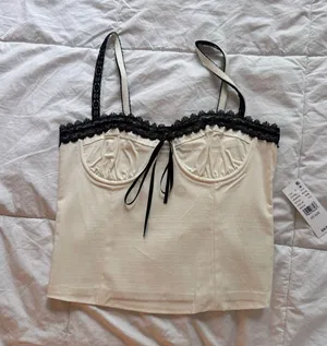 PacSun going out top thumbnail 1