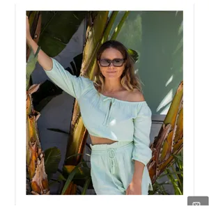 NWT Roxy Mint Green Off Shoulder Crop Top Size Medium thumbnail 3
