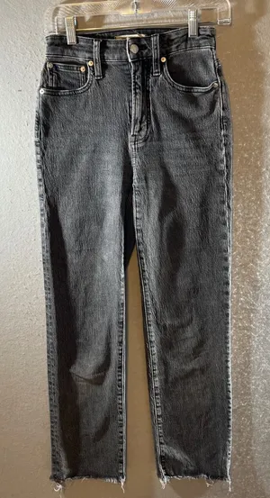 886 | Madewell Curvy Perfect Vintage Straight‎ Jeans Black Raw Hem Womens 23 thumbnail 1
