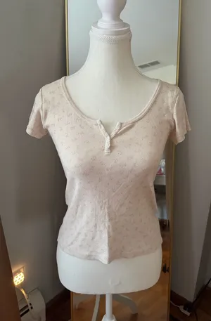 Brandy Melville Top thumbnail 1