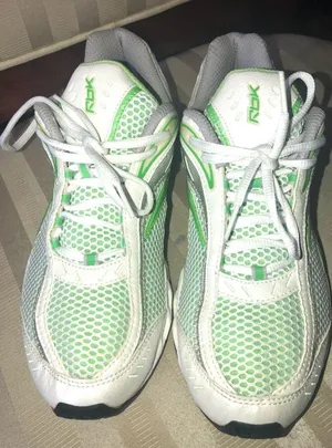 Reebok easy women’s running shoes thumbnail 1
