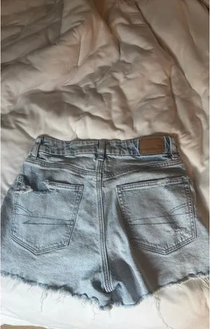 American Eagle Shorts thumbnail 3