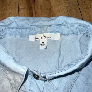 Love Tree light blue top thumbnail 3