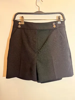 H&M Black High Rise Wide Leg Pleated Tailored Shorts Dressy Size US 6 thumbnail 2
