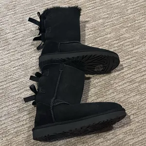 UGG Black Shearling Boots thumbnail 4