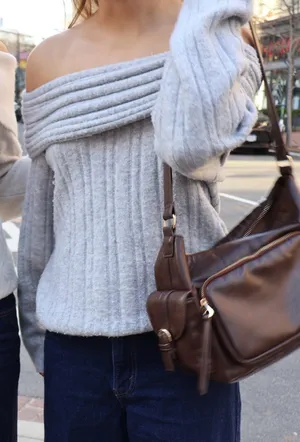 Off-The-Shoulder Sweater Edikted thumbnail 2