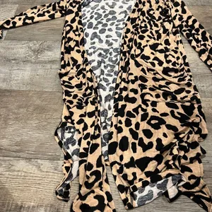 Carly Jean Los Angeles small animal print cardigan thumbnail 6