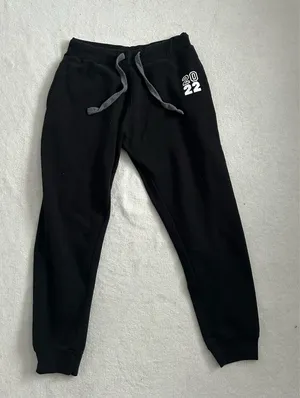 Jostens 22’ Sweatpants Black Size M thumbnail 1