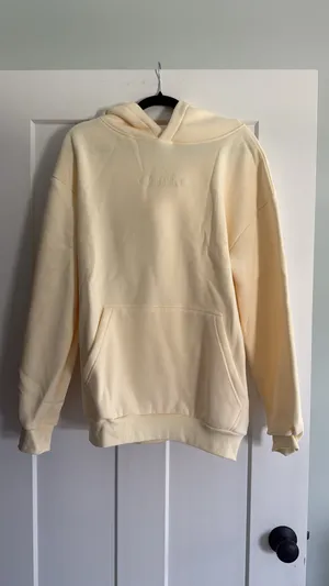 Comfrt Small Signature Hoodie in Buttercream thumbnail 3