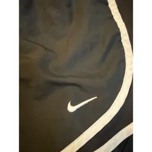 Nike Dri-FIT Tempo Running Shorts Black White Mesh Trim 716453-010 Womens Large thumbnail 2