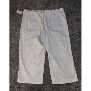 NWT‎ Universal Threads Cream Highest Rise Wide Leg Jean capris size 26W thumbnail 7