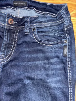 Silver Jeans Co Suki Slim Boot Women’s Size 31x35 Tall Dark Wash Embroidered thumbnail 8