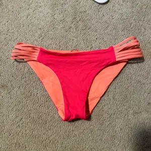NWOT L*Space Low Down bikini bottoms thumbnail 2