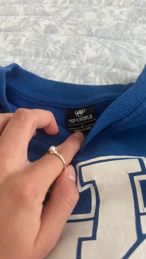 U of Kentucky Crewneck thumbnail 3