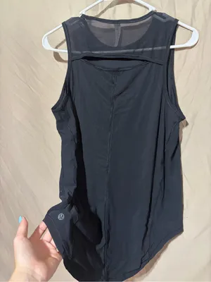 Lululemon tank top thumbnail 3