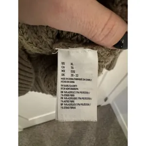 American Eagle Jegging Sweater – Size XL thumbnail 3