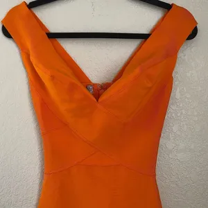 HOUSE OF CB 'Ginevra' Orange Cross Front Bandage Dress‎ /Size XS NWOT thumbnail 6