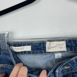 Universal Thread Womens High Rise Straight Leg Dark Wash‎ Blue Jeans Size 8 thumbnail 2