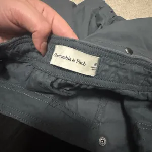 Abercrombie & Fitch Joggers thumbnail 3