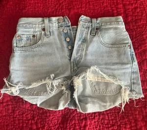 Levi’s Shorts 501 thumbnail 1