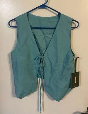 NWT Daily Drills Linen Resort Set thumbnail 1
