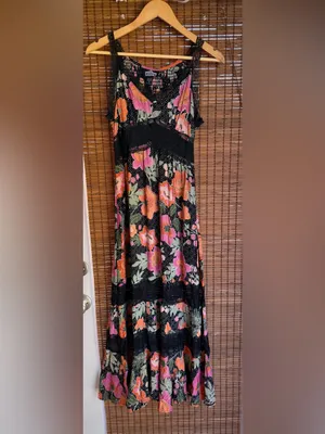 Angie Floral Lace Trim Tiered Midi Dress Size Small NWT Boho thumbnail 4