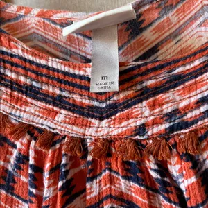 FINAL MARKDOWN Knox Rose Sleeveless Chevron Blouse medium thumbnail 4
