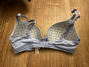 Victoria’s Secret Bra thumbnail 2