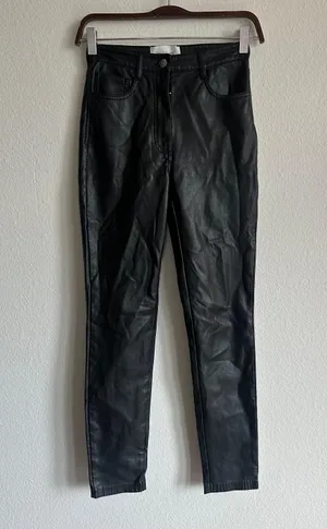 The Melina Pant black women’s 2 thumbnail 2