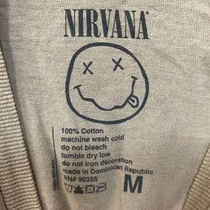 Nirvana Nevermind Dead Smiley Beige Sunset Smiley T-Shirt Medium thumbnail 4