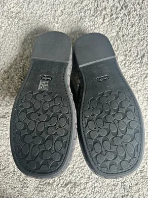 Coach platform sandals. Size 8 but fits and 8.5 perfectly! (Not wide feet friendly) thumbnail 3