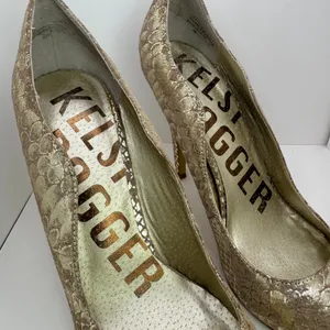 Kelsi Dagger Gold Metallic Snakeskin Stiletto Pumps Heels Size 9 thumbnail 10