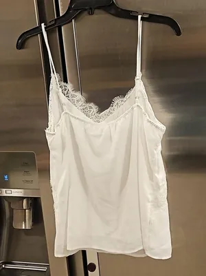 Lush Clothing 💕LUSH💕 Lace Trim V-Neck Camisole ~ White Ivory L NWT thumbnail 6