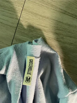 Women's Lightweight Button thumbnail 2